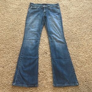vintage levi’s super low 518 jeans